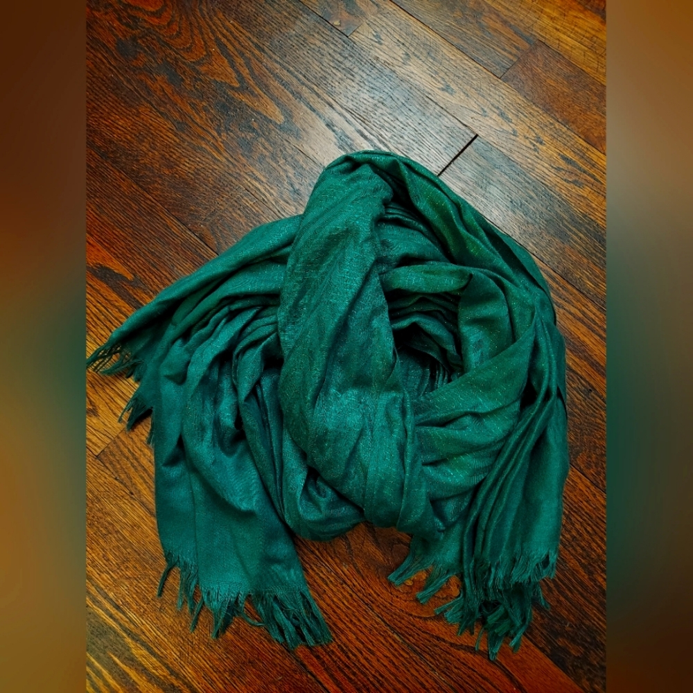 Green Scarf